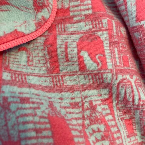 BedHead VTG NYC Print Pink and Blue PJ  Top skyline, Statue of Liberty, & cat - Picture 4 of 13